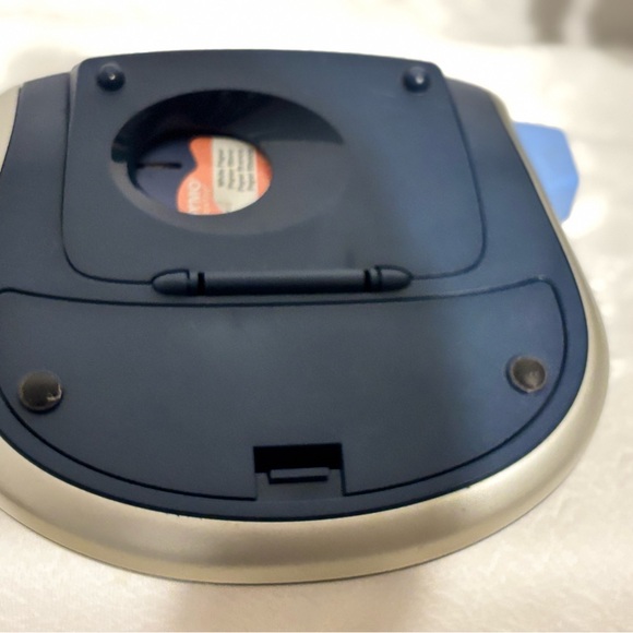 DYMO LetraTag Label Maker - Picture 4 of 10